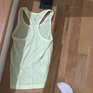 Neon yellow/geeen lulu lemon tank!